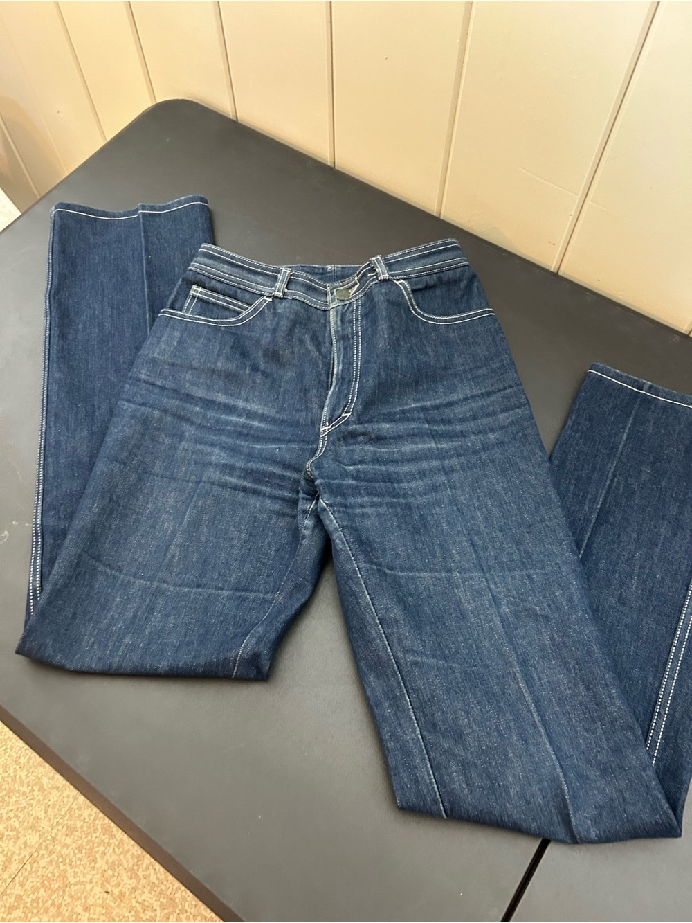 Women’s  Vintage Bill Blass Blue Denim Jeans Classic Straight Fit size 6